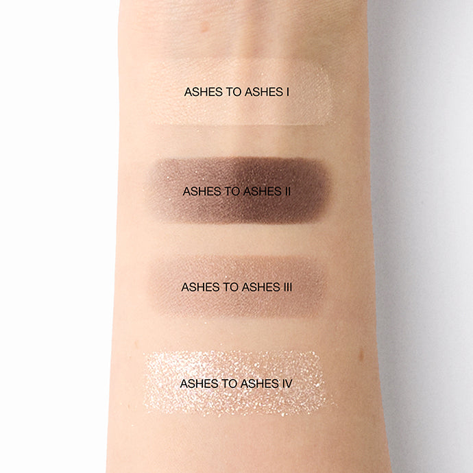 クワッドアイシャドー 06683 ASHES TO ASHES